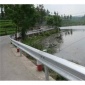 阜陽市臨泉縣等安徽省公路護(hù)欄板熱鍍鋅防撞護(hù)欄